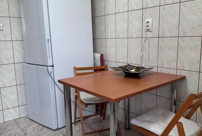 Apartament cu 3 camere semidecomandat în Dristor - 5