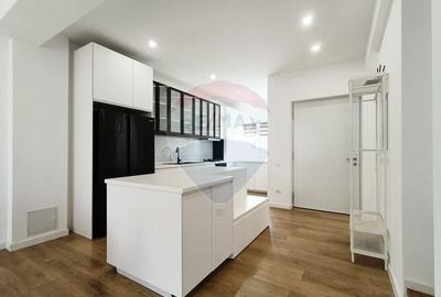 Casă cu 5 camere cu Canalizare în Pipera - 2