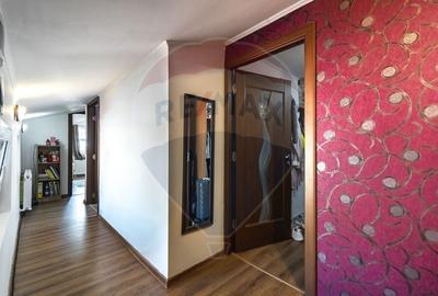 Casă individuală cu 6 camere cu Teren 136 Mp în Schei - 10