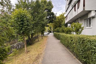 Apartament cu 2 camere, de vanzare, situat la parter pe str. Scortarilor