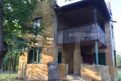 Teren cu poten?ial turistic si energetic - 25.383 mp Ch - 2