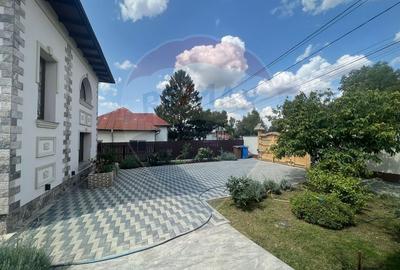 Casă cu 6 camere cu Teren 1200 Mp în Central - 21