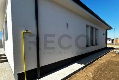 RECO Casa Comuna Santandrei Bihor - 11