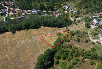 Teren de 1175 mp, în Central - 5