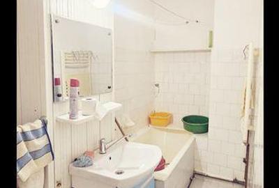 Apartament cu 2 camere decomandat în Petros