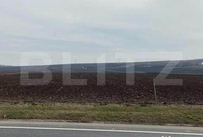 Teren de 7100 mp, în Central - 2