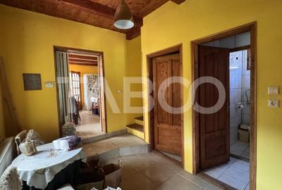 Casa de vanzare 6 camere loc de relaxare garaj  teren 669mp  Cornatel - 13