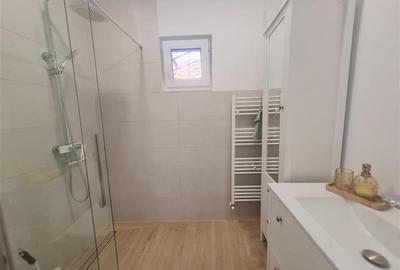 Casă individuală cu 4 camere cu Canalizare în Central - 4