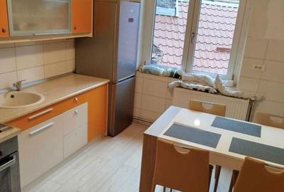 Apartament cu 3 camere semidecomandat în Centrul Istoric - 1