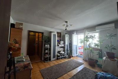 Apartament cu 3 camere - Etaj 3 - Zona Lipovei