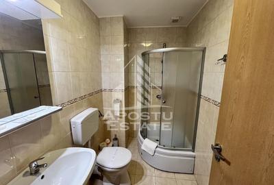 Spațiu comercial, de 674 mp, în Central - 10