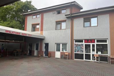 Spalatorie auto, spatii comerciale, b-dul N. Romanescu - 1