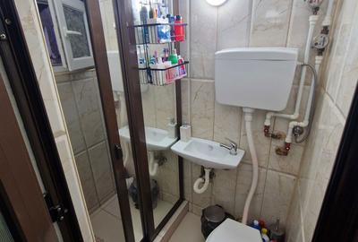 Apartament cu 2 camere decomandat în Războieni - 3