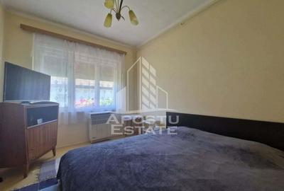 Casă cu 4 camere cu Canalizare în Central - 19