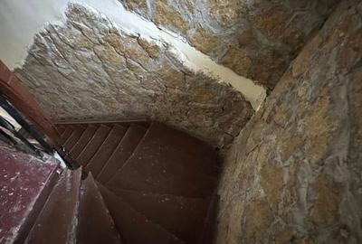 Casă cu 7 camere cu Canalizare în Ultracentral - 11