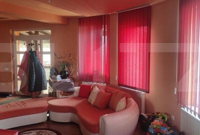 Casa cu 6 camere, 294 mp, zona-Nufarul - 6