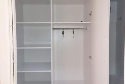 Garsonieră decomandată în Roșu - 4