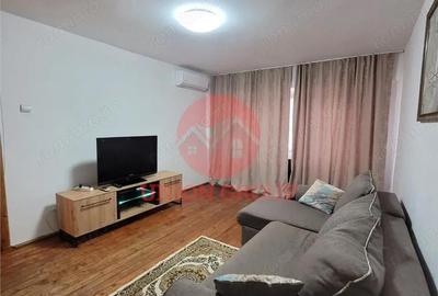 Apartament cu 2 camere decomandat, mobilat în Central