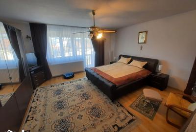 Casă cu 5 camere cu Teren 675 Mp în Burdea - 8