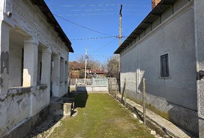 Teren de 1401 mp, în Leordeni - 2
