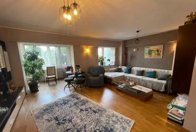 Apartament cu 4 camere decomandat în Faleza Nord - 1