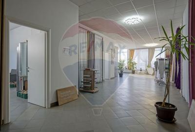 Spațiu comercial, de 520 mp, în Uzina 2 - 31