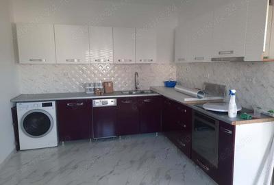 Casă cu 8 camere cu Teren 600 Mp în Ștefăneștii de Jos - 2