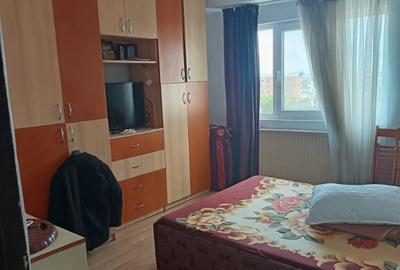 Apartament 3 camere decomandat strada Stanica Ilie. - 1