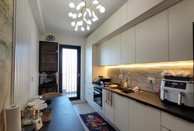 Apartament cu 2 camere decomandat, mobilat în Kamsas - 2