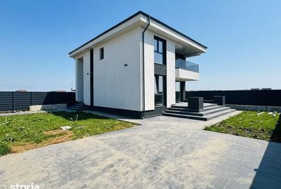 Casă cu 4 camere cu Teren 360 Mp în Tunari