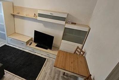 Garsonieră decomandată în Micro III - 1