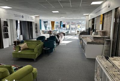 Spațiu comercial, de 300 mp, în Central