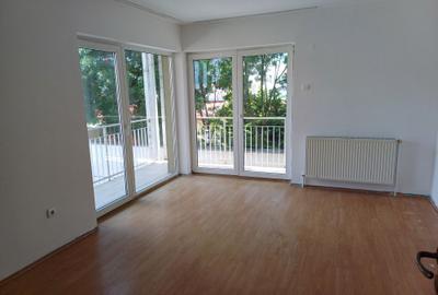 Inchiriere ap. 2 camere în Floresti, zona Primariei