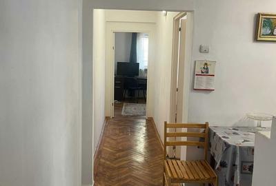 Apartament cu 2 camere decomandat în 7 Noiembrie - 6