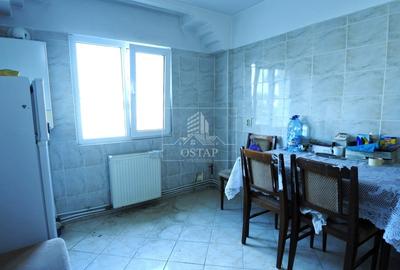 Zona Milcov-strada Viorelelor-apartament 3 camere decomandate-57.000 EURO - 7