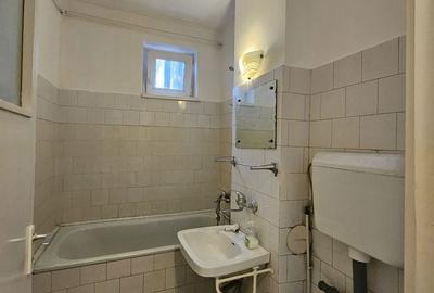Apartament cu 3 camere decomandat în Cantemir - 12
