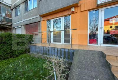 Spațiu comercial, de 22 mp, în Central