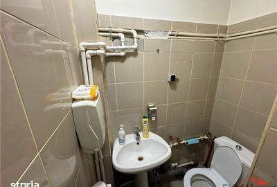 Spațiu comercial, de 80 mp, în Central
