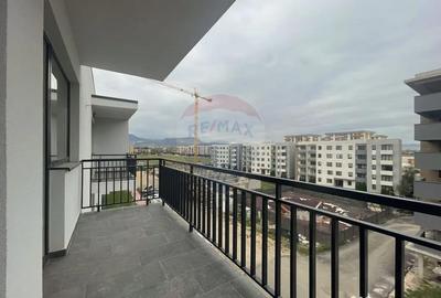 Apartament cu 2 camere decomandat în Tractorul - 3