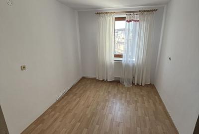 Apartament cu 4 camere decomandat, mobilat în Peninsula - 29