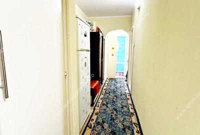 Apartament cu 3 camere decomandat în Central - 8