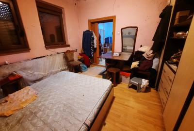 Casă individuală cu 2 camere cu Canalizare în Rahova - 1