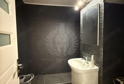 Spațiu comercial, de 69 mp, în 9 Mai - 3