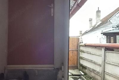 Casă cu Teren 180 Mp în Noua - 2