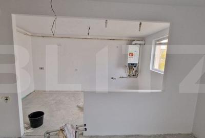 Apartament cu 3 camere, 53 mp, zona Valea Rosie