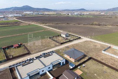 Teren Construcții intravilan de 500 mp, în Hărman - 21