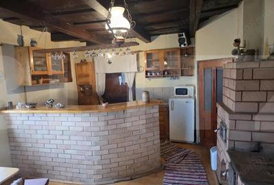 Casă cu 7 camere cu Teren 1384 Mp în Cernat - 17