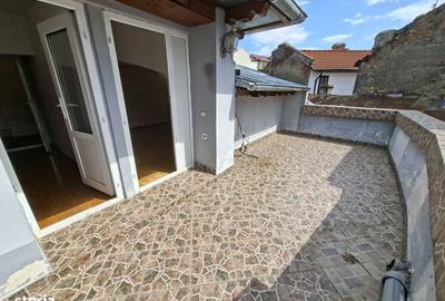 Casă cu 4 camere în Unirii - 19