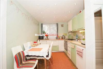 Apartament 3 camere complet renovat Piata Bucuresti, Oradea - 1