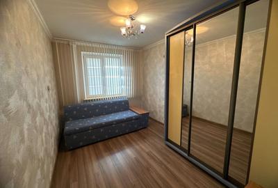 Apartament cu 2 camere decomandat în Tractorul - 3